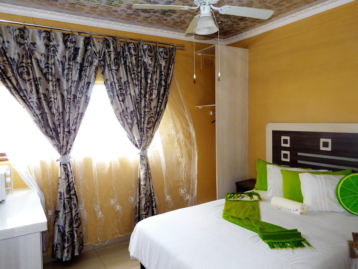 The Whitehouse Hotel Port Shepstone Ngoại thất bức ảnh