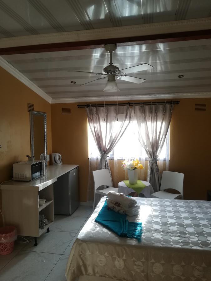The Whitehouse Hotel Port Shepstone Ngoại thất bức ảnh